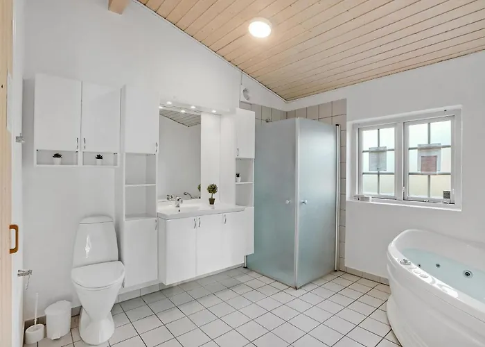 Beautiful In With Kitchen בית נופש Farsø